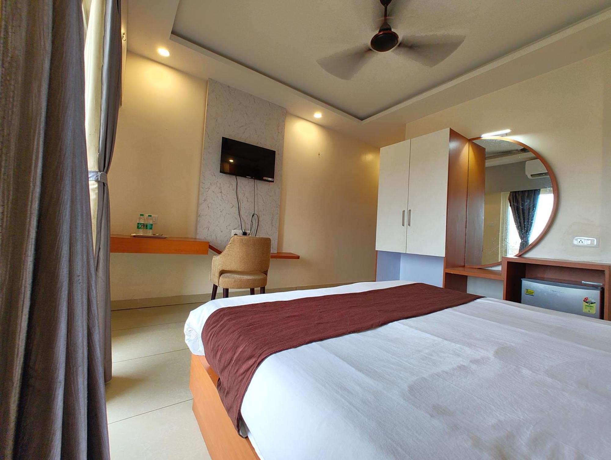 Hotel Grg Shree Gajanana Near Sea Beach 4*