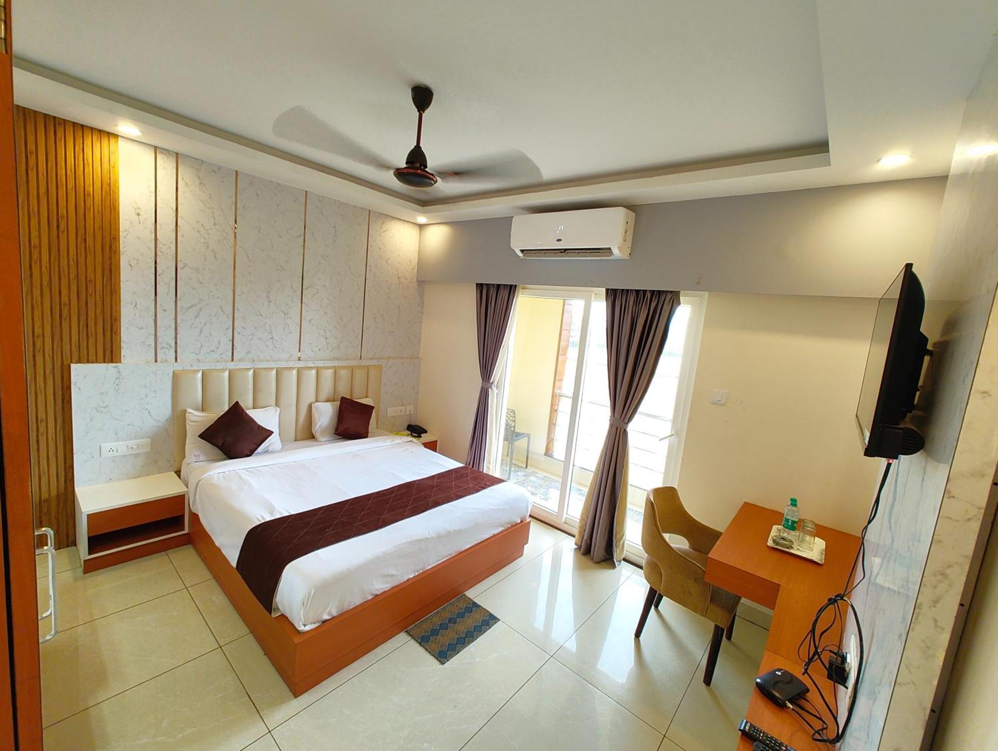 Grg Shree Gajanana Near Sea Beach 4*
